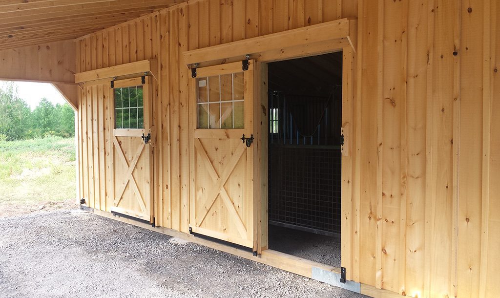 Horse barn stall design