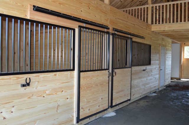 Amish Horse Barn in Scottsville, VA