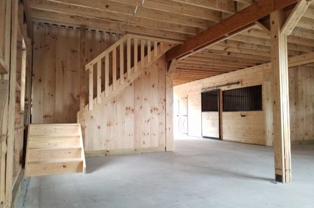 horse barn with loft in ny