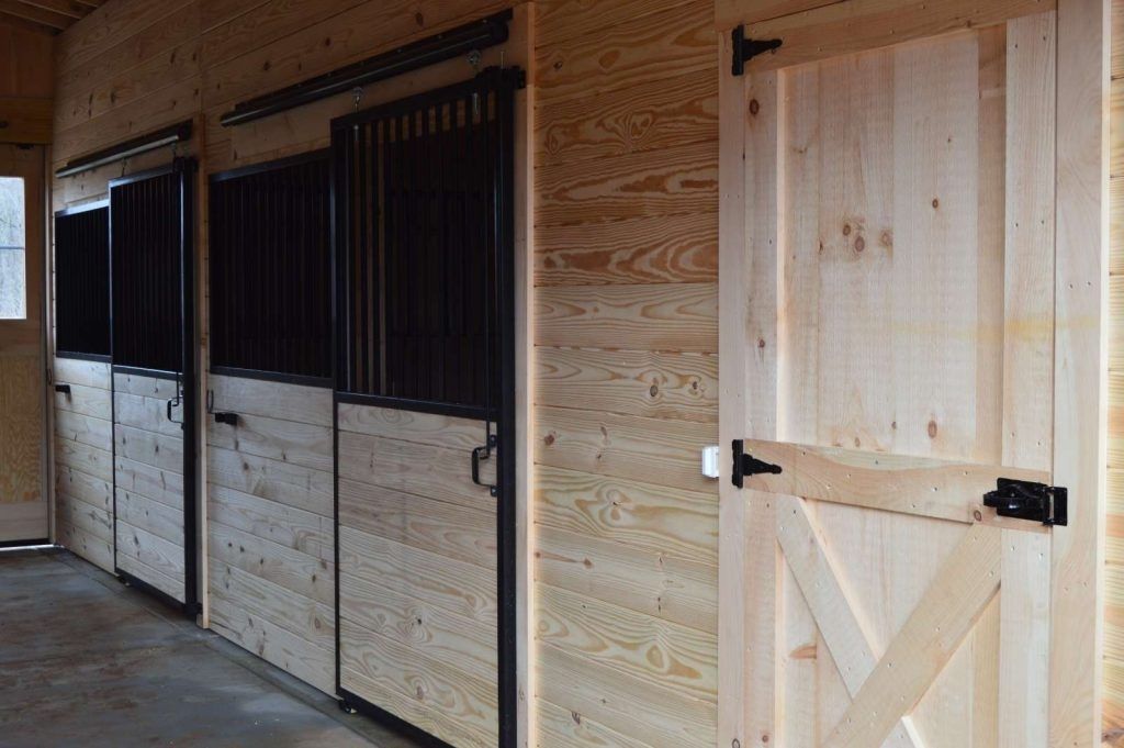 inside horse stable kit with horse stalls