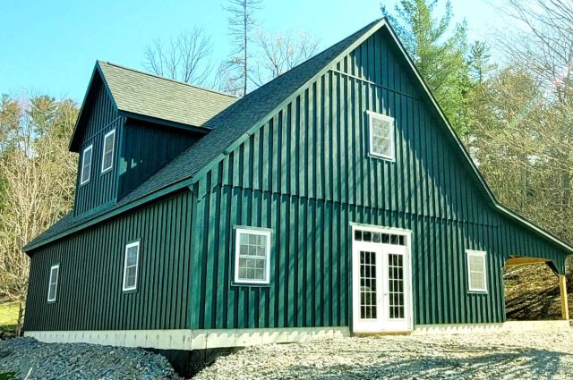 32X42 High Country S – Londonderry, VT