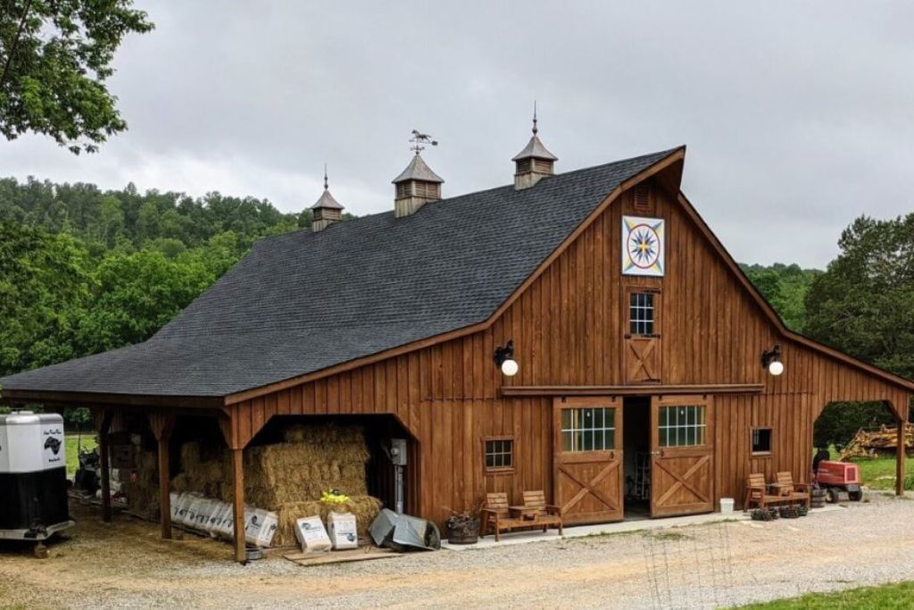 equestrian barn with brown exterior and customization